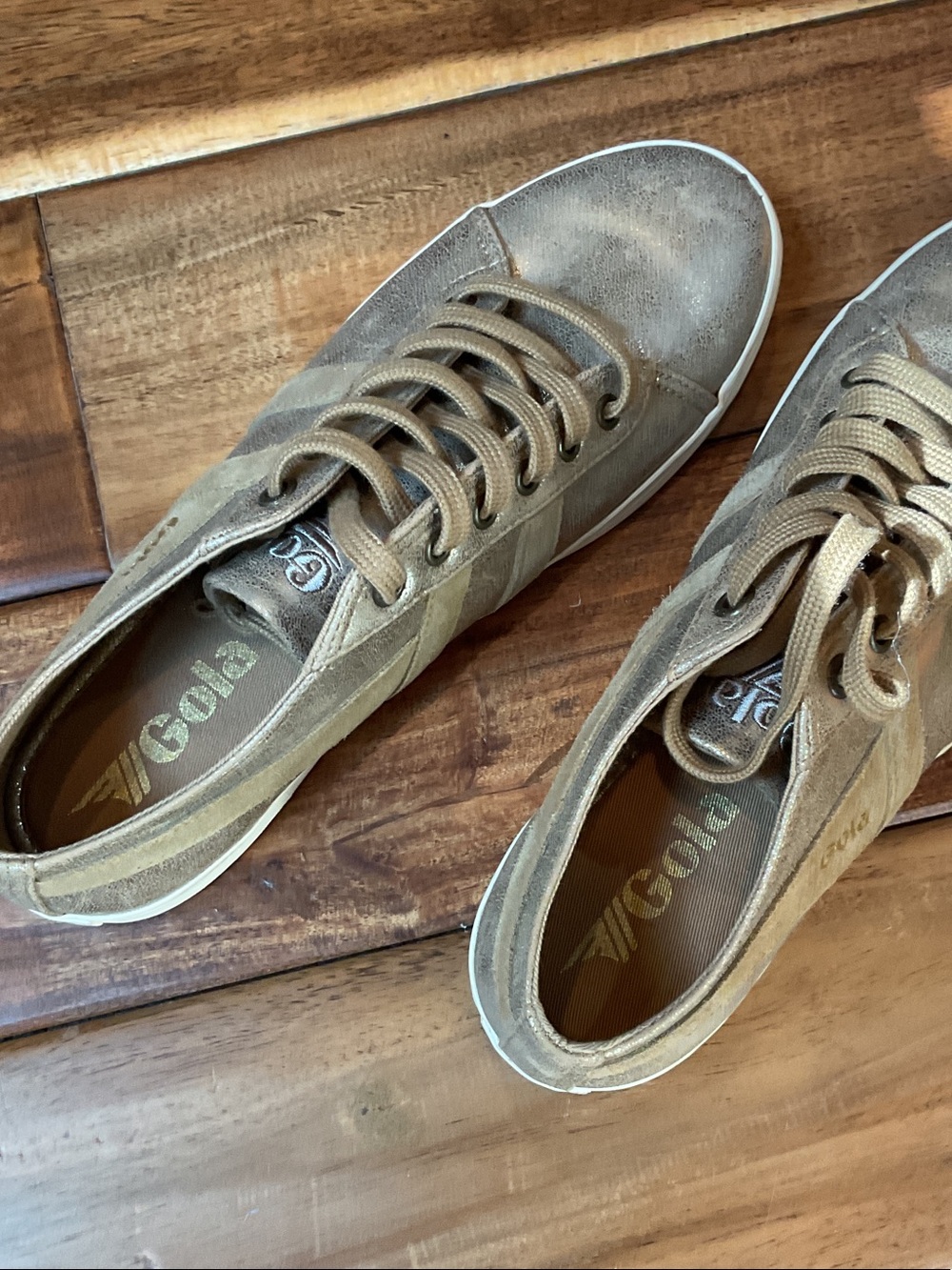Gola Women’s Brushed Gold Low-Top Sneakers